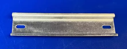 DIN kisko 140mm 35*7,5mm reijitetty M5*10mm - DIN-Kiskot - DIN35140R - 2